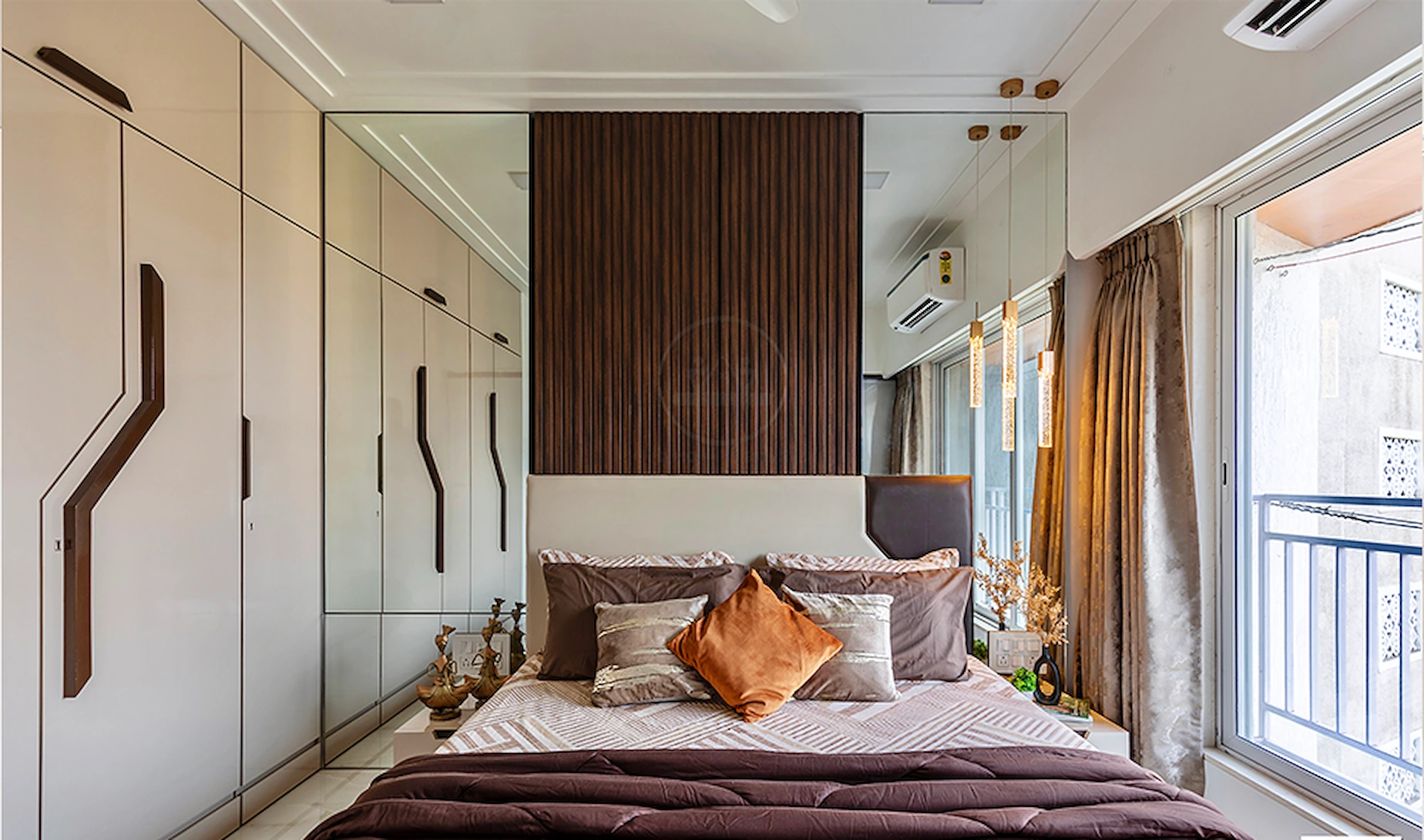 Parents&rsquo; Bedroom — Savla&rsquo;s Abode, residence in Mumbai by Dimora Designz